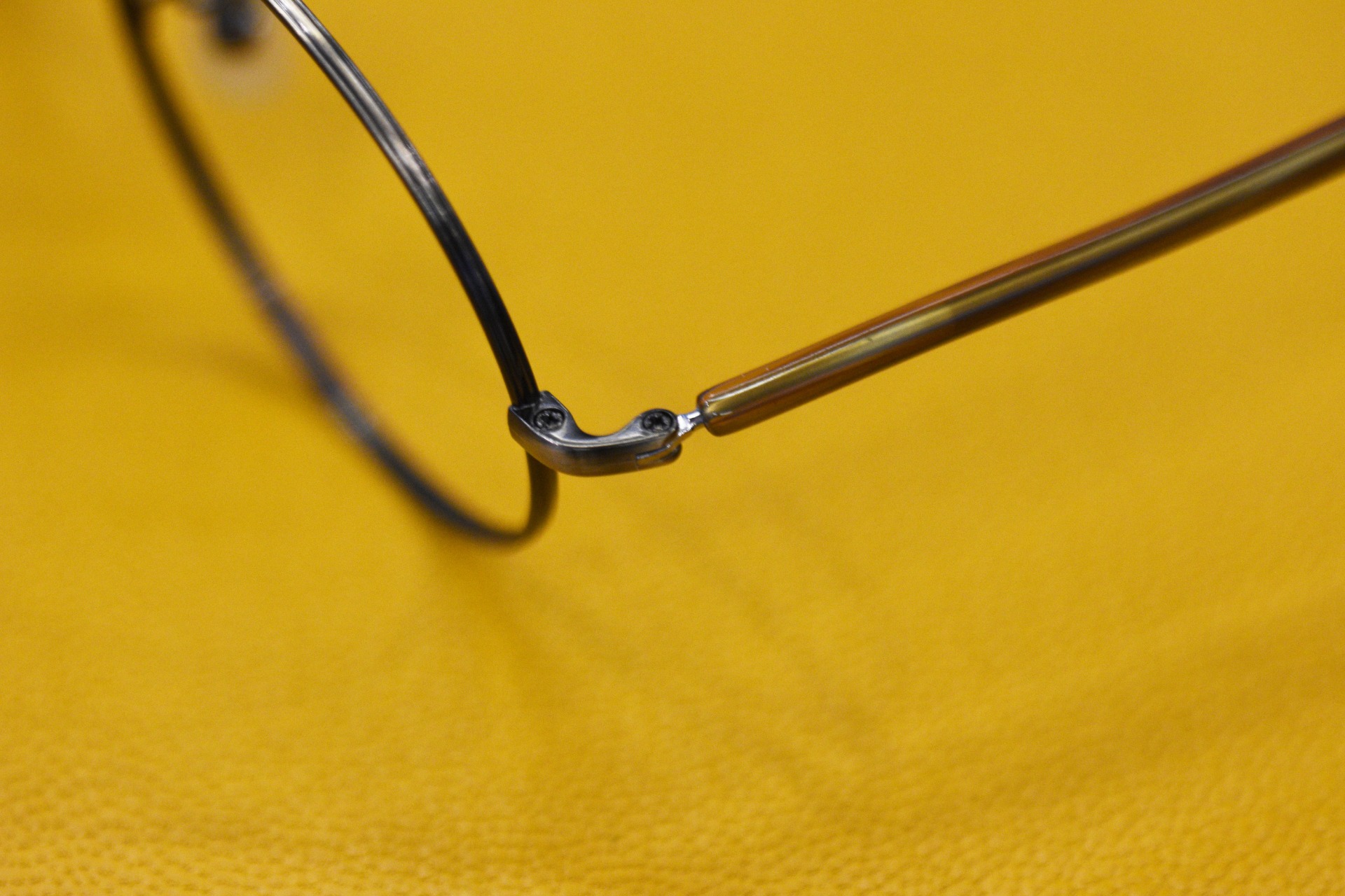 金子眼鏡新款到港｢KV-102｣ 】〖大圓形古銅色眼鏡框〗