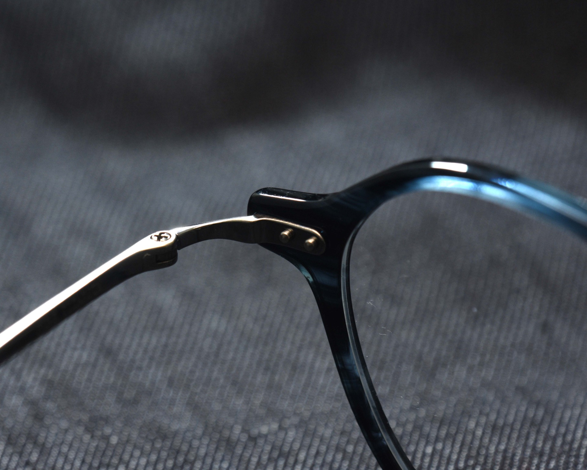 金子眼鏡KV-85ブラック　チタニウム 商品案内(2020.09.03) | ショップニュース | VIORO（ヴィオロ）