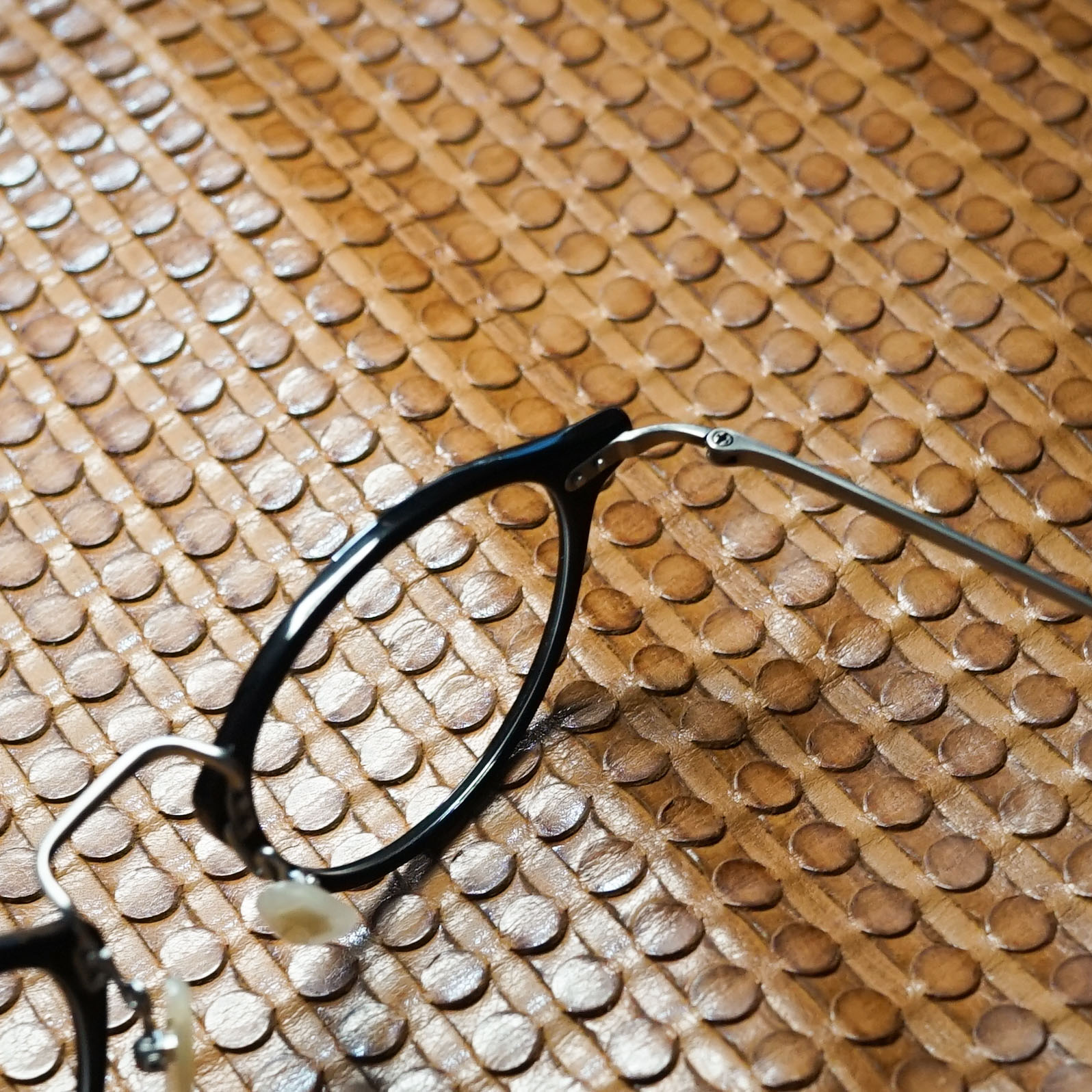 金子眼鏡 KV-66 ブラック 金子眼鏡KANEKO OPTICAL VINTAGE KV-66：ショップニュース